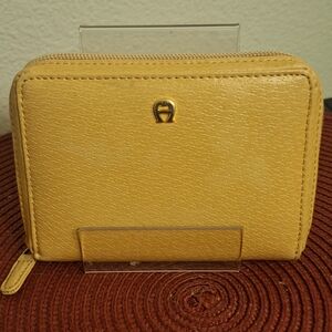 Vintage Etienne Aigner Yellow Leather Wallet